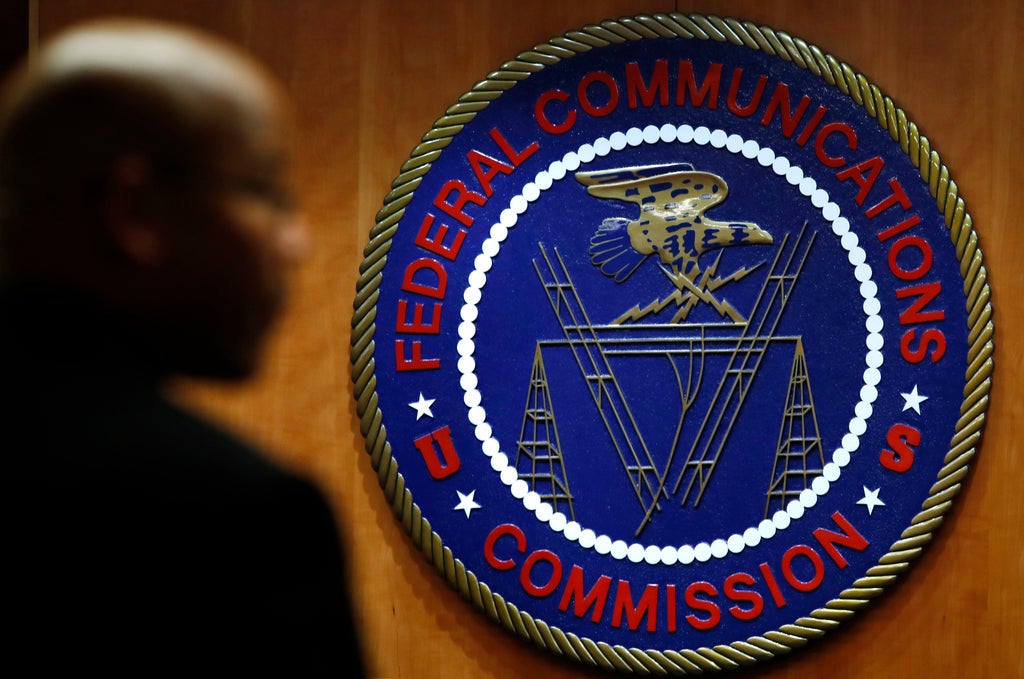 Congressional leaders urge FCC to perform equity audit FCC New York People California Black