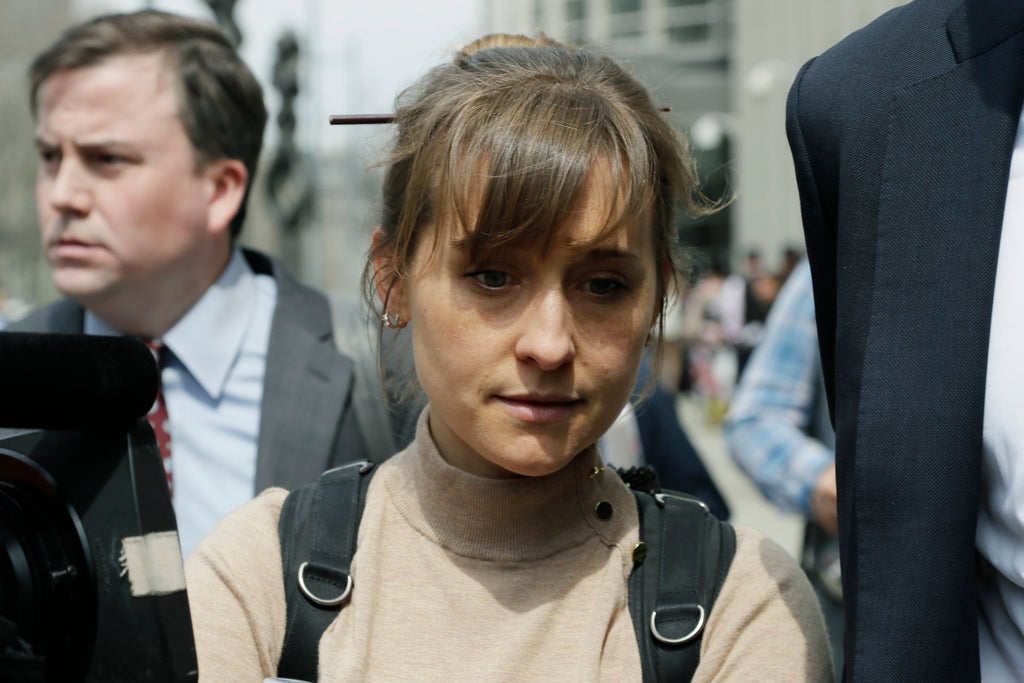 Actor Allison Mack faces sentencing in NXIVM sex-slave ...