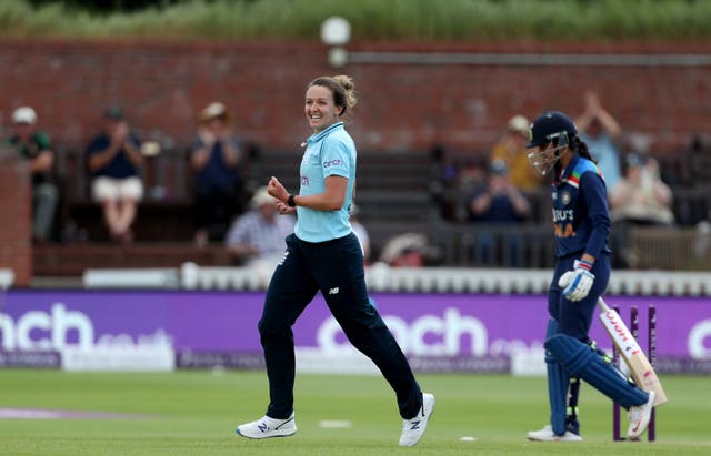 <p>Kate Cross hailed the "amazing" record-breaking sixth-wicket partnership that saw England clinch a five-wicket victory over India</p>
