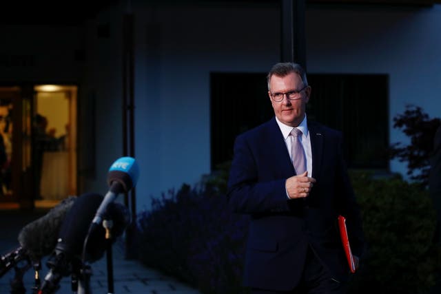 <p>DUP party leader SirJeffreyDonaldson speaking to media, in Belfast, Northern Ireland</p>