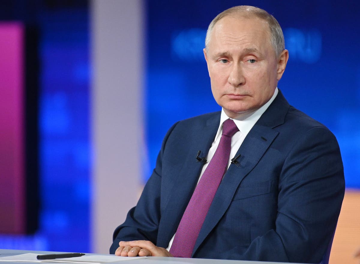 Ведущая прямой линии с путиным 2021 березовская. Прямая линия с путиным 2022 была ли. Прямая линия с путиным 2022 была ли. Прямая линия с президентом 2021. Ведущая прямой линии с путиным 2021.