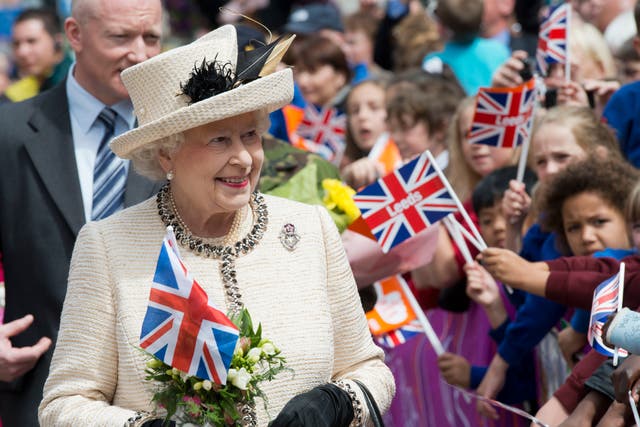 <p>The queen during her Diamond Jubilee tour</p>