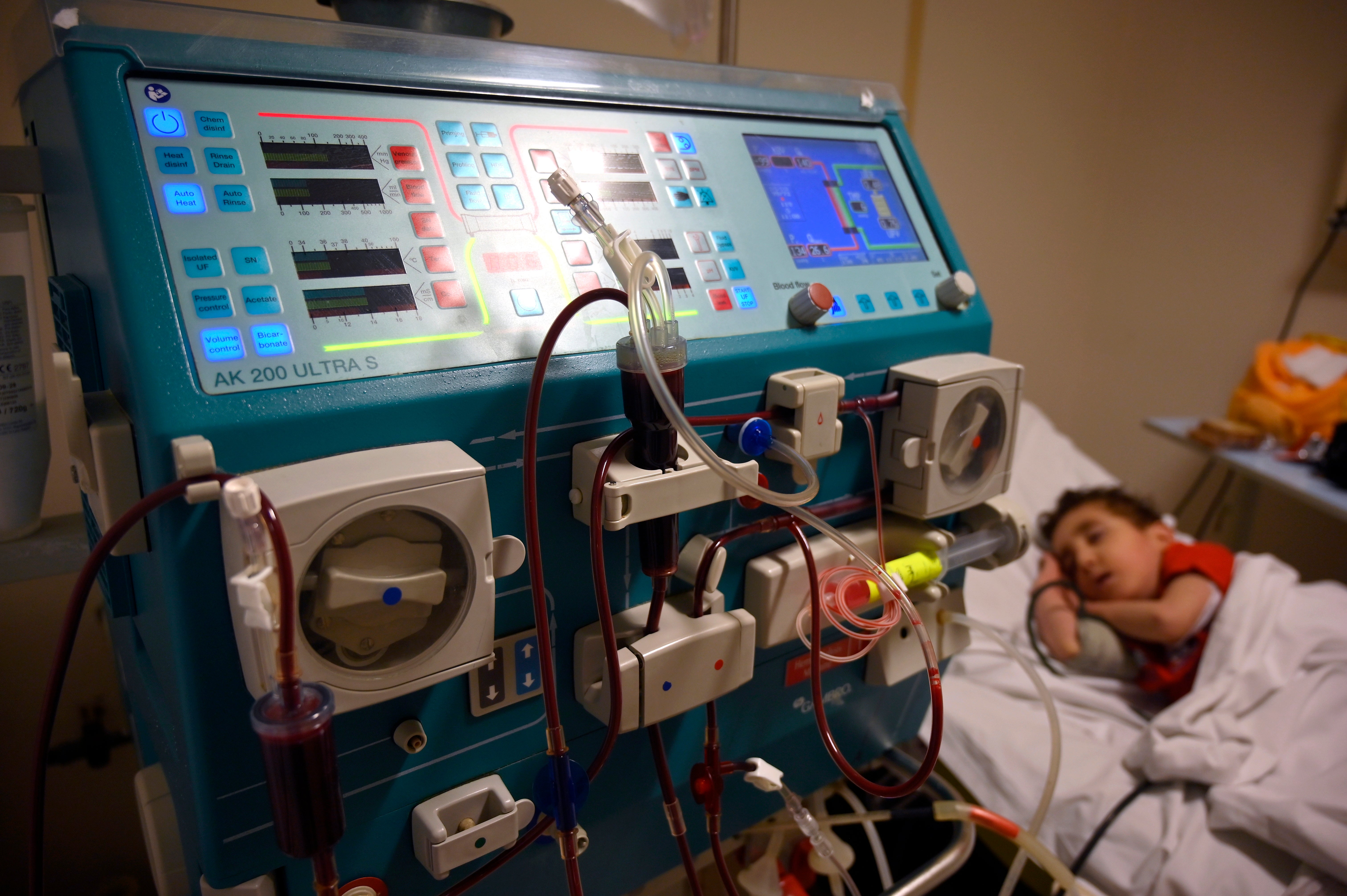 Hospitals in Lebanon warned that they may be forced to suspend kidney dialysis next week amid severe shortages in needed medicines supplies due to the economic situation.
