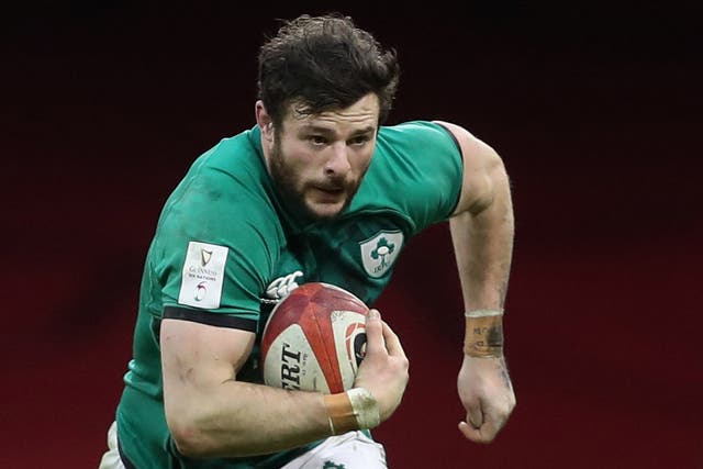 <p>Robbie Henshaw has sustained a hamstring injury</p>