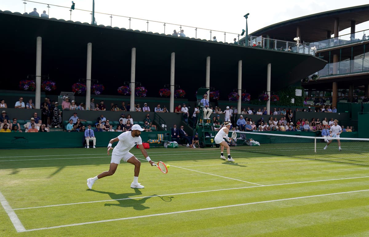 Ball girl becomes latest person to sustain an injury after slipping at Wimbledon