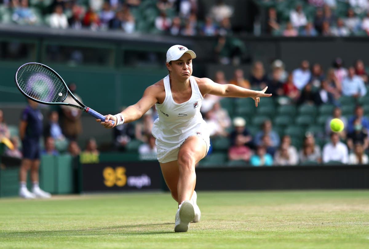 Ashleigh Barty into second week at Wimbledon