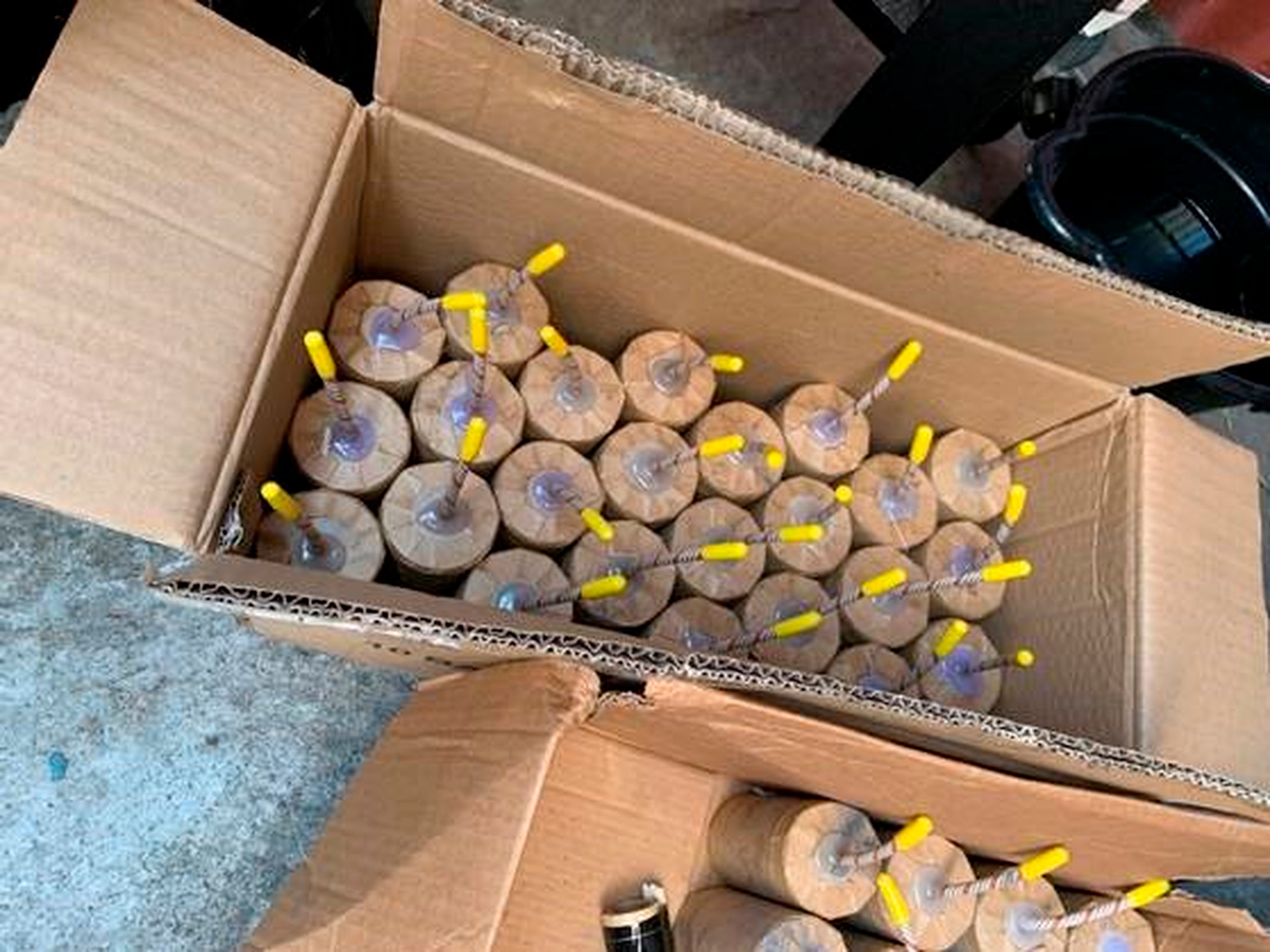 CALIFORNIA-PIROTECNIA-EXPLOSION