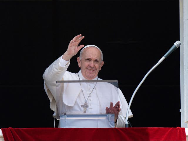 <p>El Papa Francisco no mencionó su próxima cirugía durante su aparición regular el domingo por la mañana.</p>