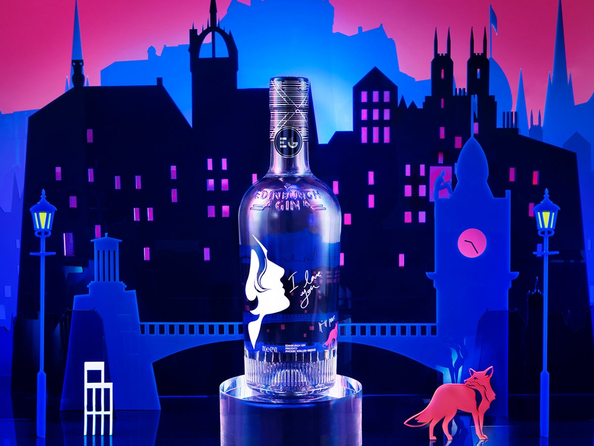 Phoebe Waller-Bridge debuts ‘Fleabag’ inspired gin to support Edinburgh Fringe Festival