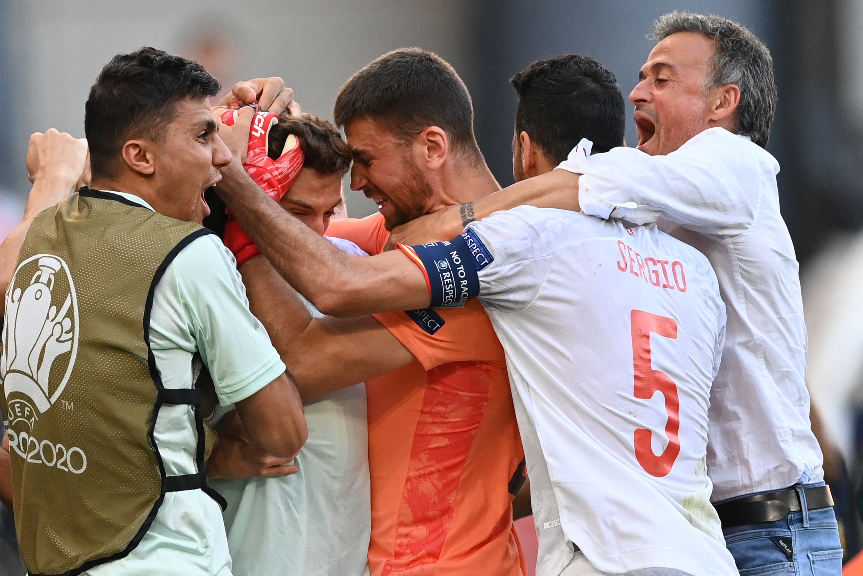 Luis Enrique (right) celebrates with his players after beating Croatia in the last 16
