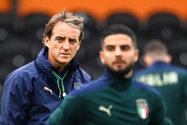 <p>Roberto Mancini in training in London ahead of the game</p>