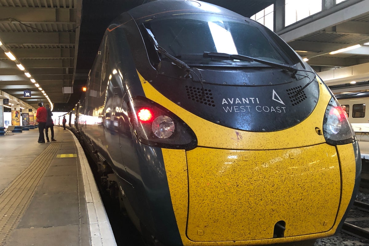 Avanti West Coast to axe one in seven trains on busiest routes along Main Line this summer