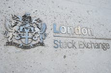 Inflation worries and sliding oil prices weigh on London shares