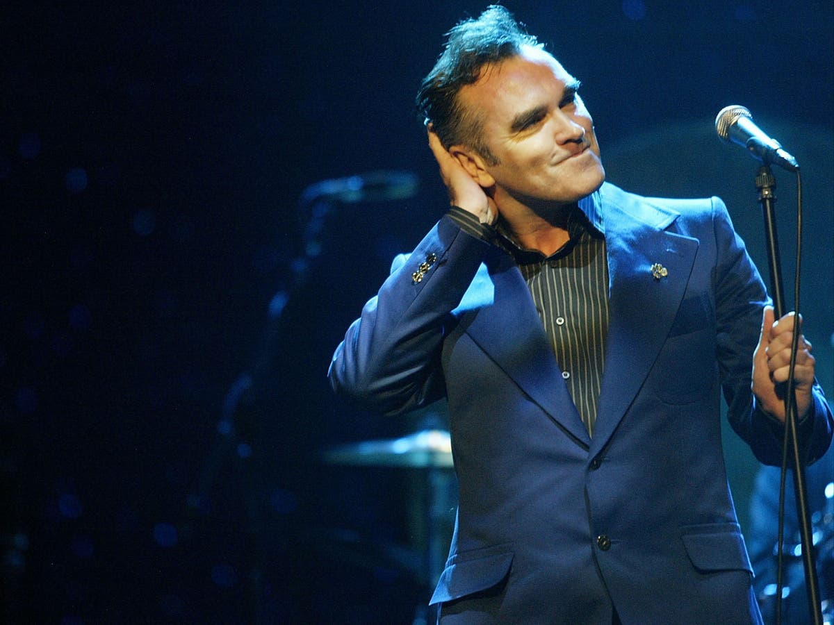 Morrissey mocked after Rick Astley and Blossoms team up for The Smiths performances