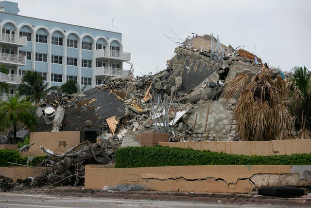 Building-Collapse-Miami