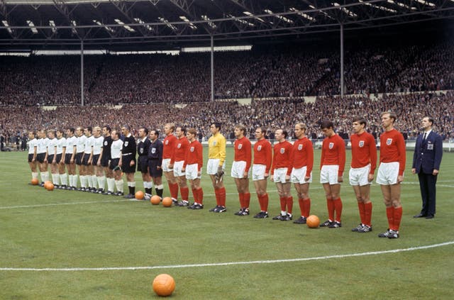 <p>The two teams line up before the 1966 World Cup final at Wembley</p>