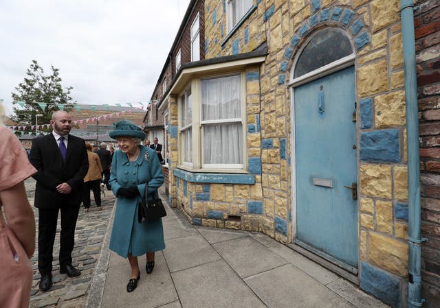 <p>The late Queen Elizabeth II received a cobble from the original Coronation Street set</p>