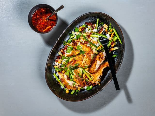 <p>The name for the dish comes not from the ingredients, but the way the chicken is prepared</p>