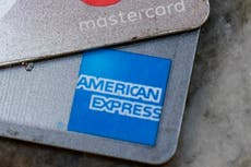 US unemployment claims fall to 360,000, a new pandemic low