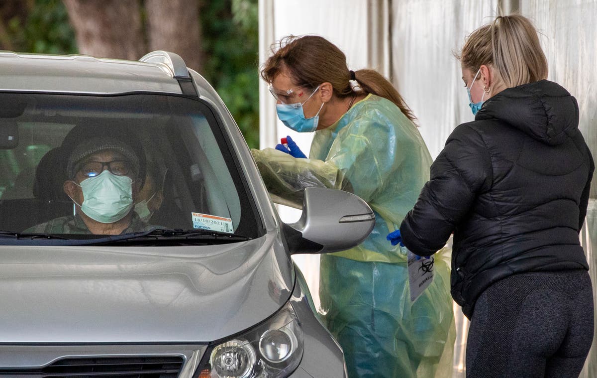 Covid news &ndash; live: Delta variant can infect both vaccinated and unvaccinated people, study reveals