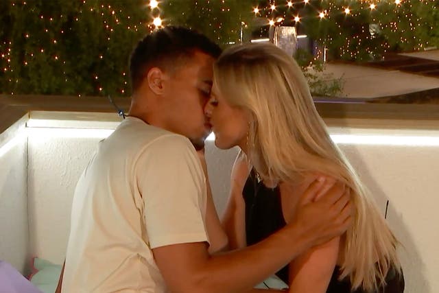 <p>Toby and Chloe share a kiss in the latest ‘Love Island’ cliffhanger</p>