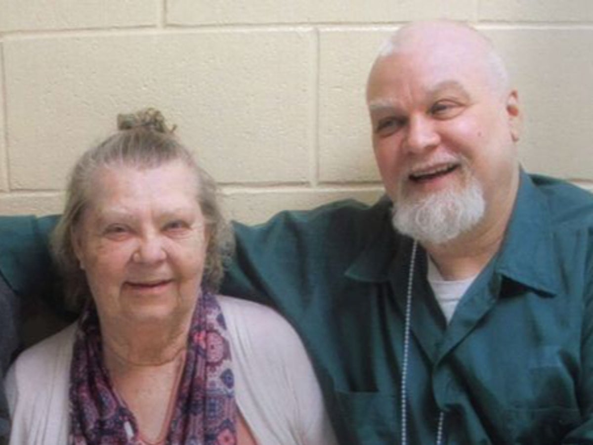 Dolores Avery death: Mother of Making a Murderer subject Steven Avery dies,  aged 83