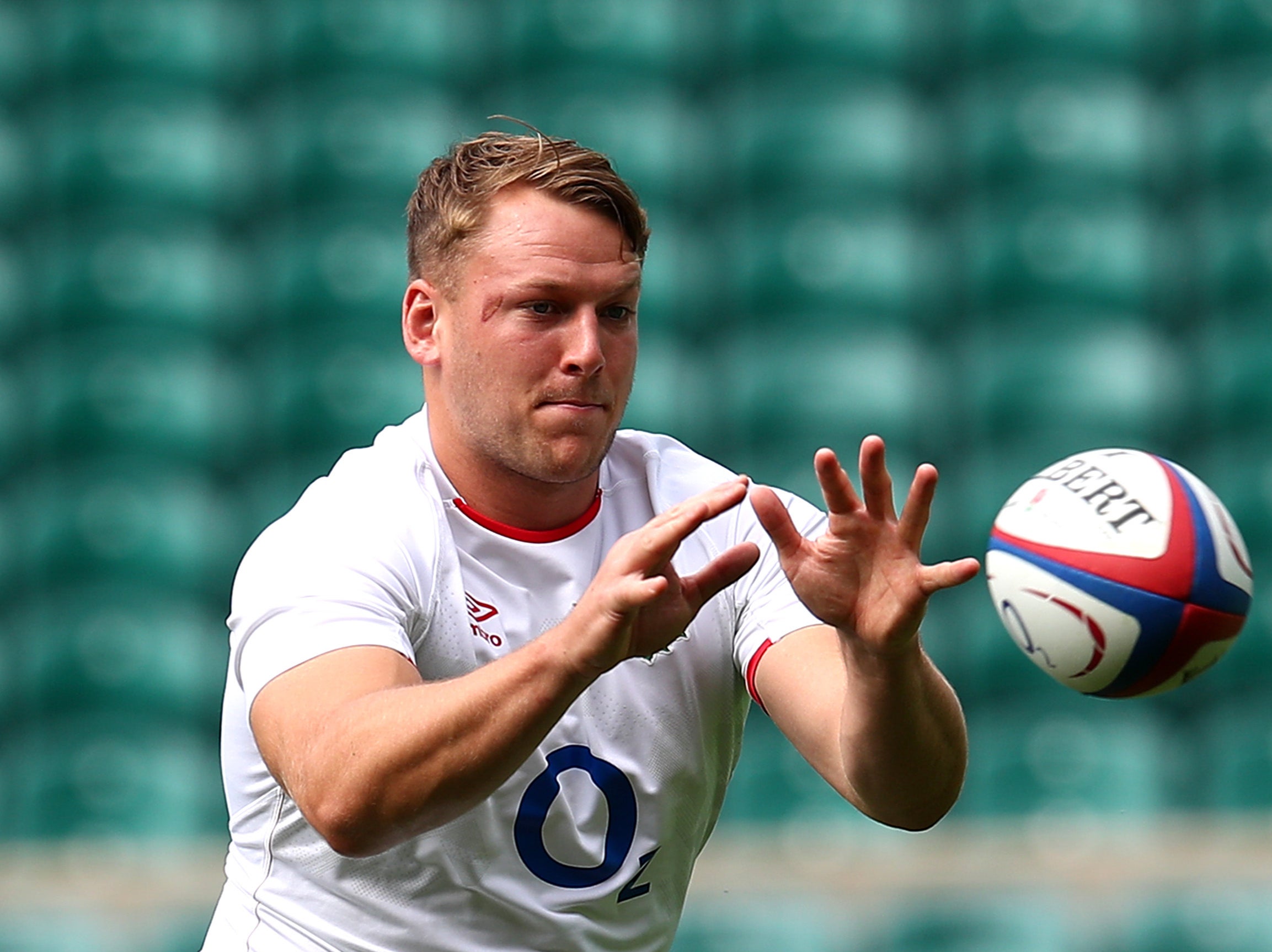 Alex Dombrandt in England training