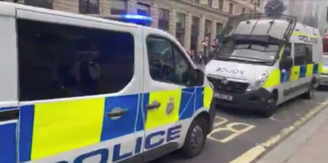 <p>Police presence outside of Green Park Tube station following reports of a stabbing on the Jubilee Line </p>