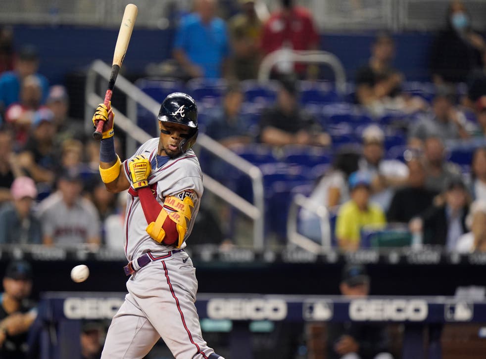 BRAVOS-MARLINS