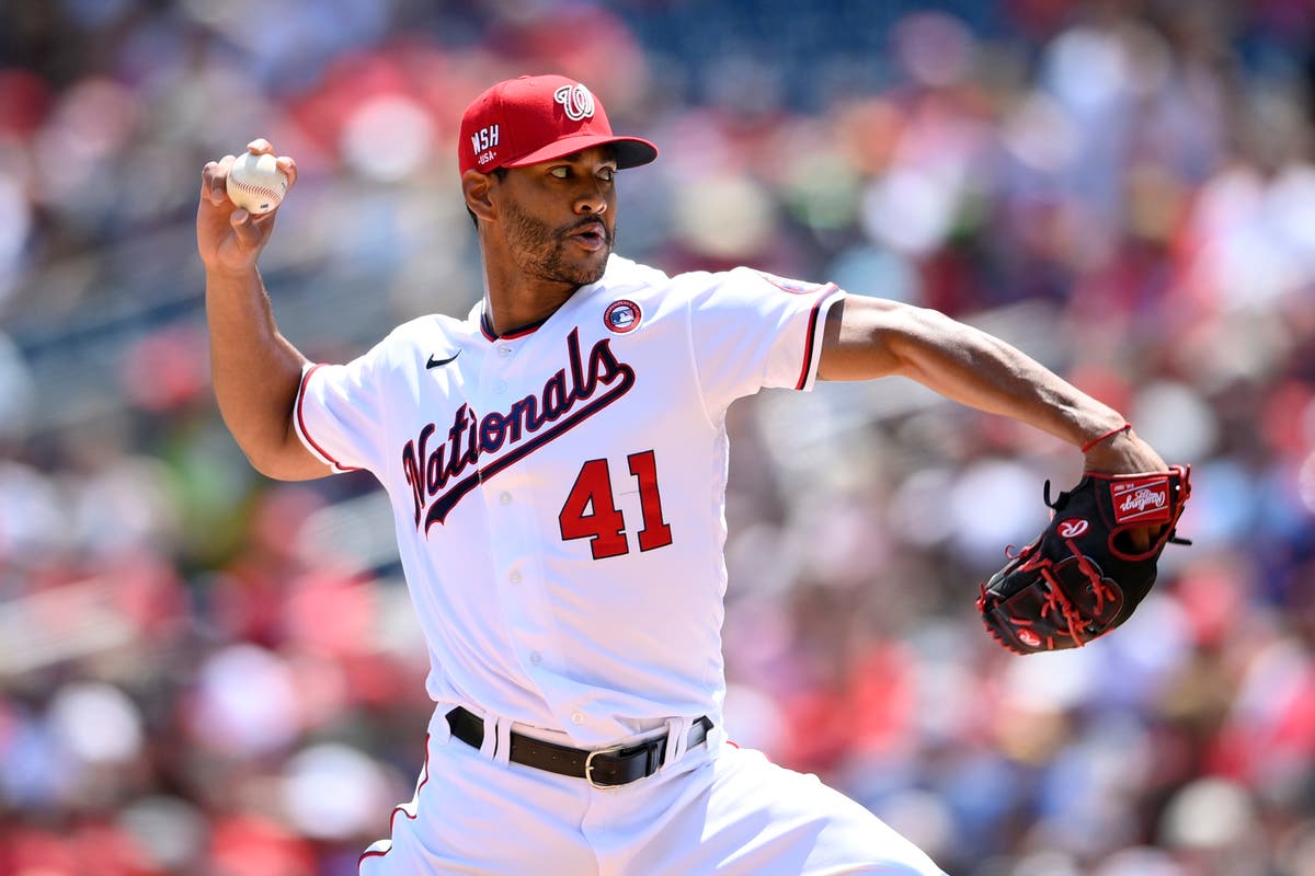 Clutch save: Dad of Nats P Joe Ross saves fan with Heimlich