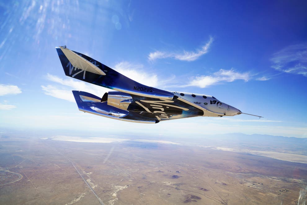Virgin Galactic's Richard Branson flying own rocket to ...