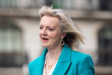 Liz Truss aims to tackle threats to free trade on five-day US visit