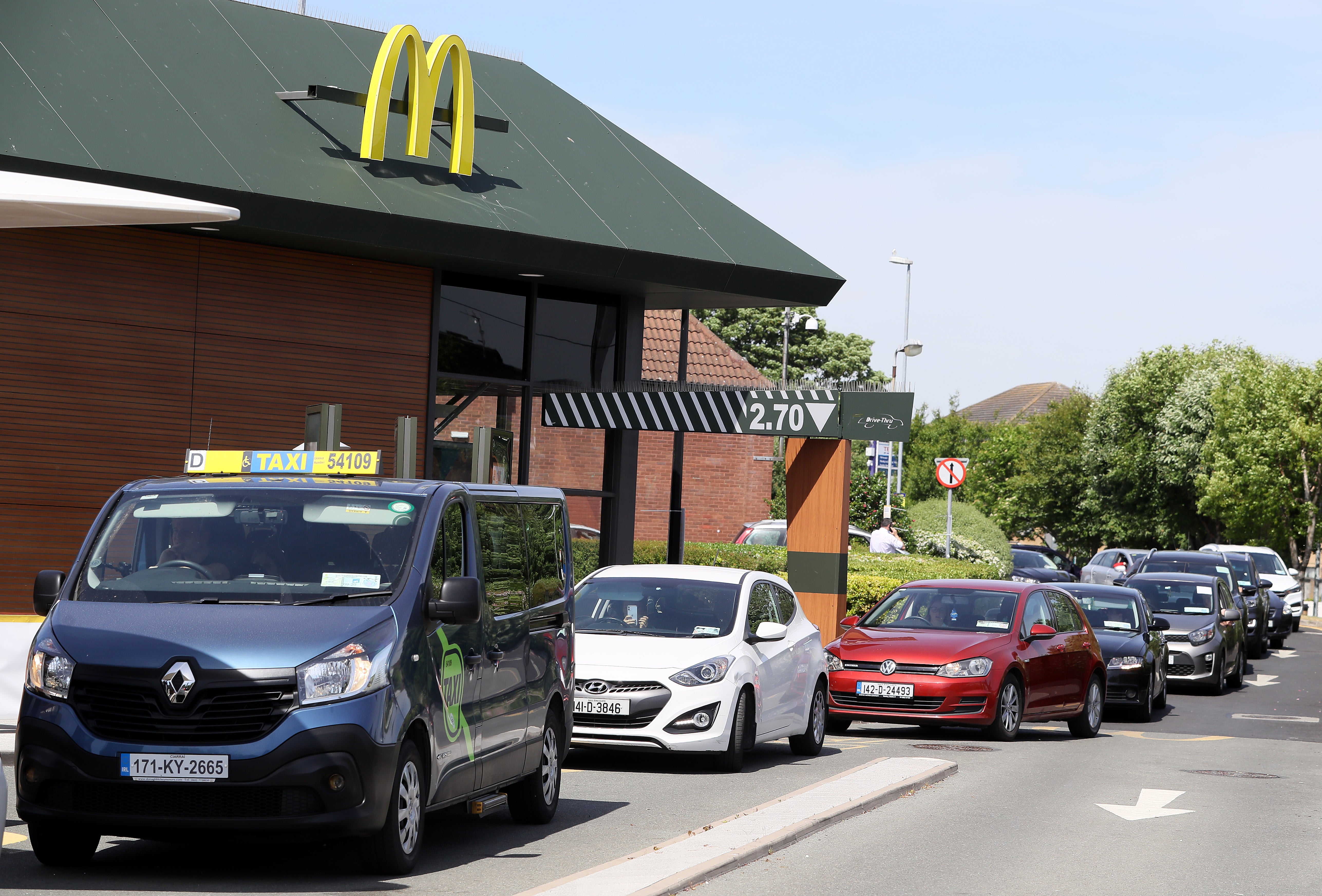 UK's drive-throughs step up a gear as posh brands take to the road, Food &  drink industry