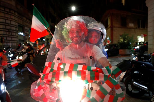 <p>Italy fans in Rome celebrate after winning the Euro 2020 tournament</p>