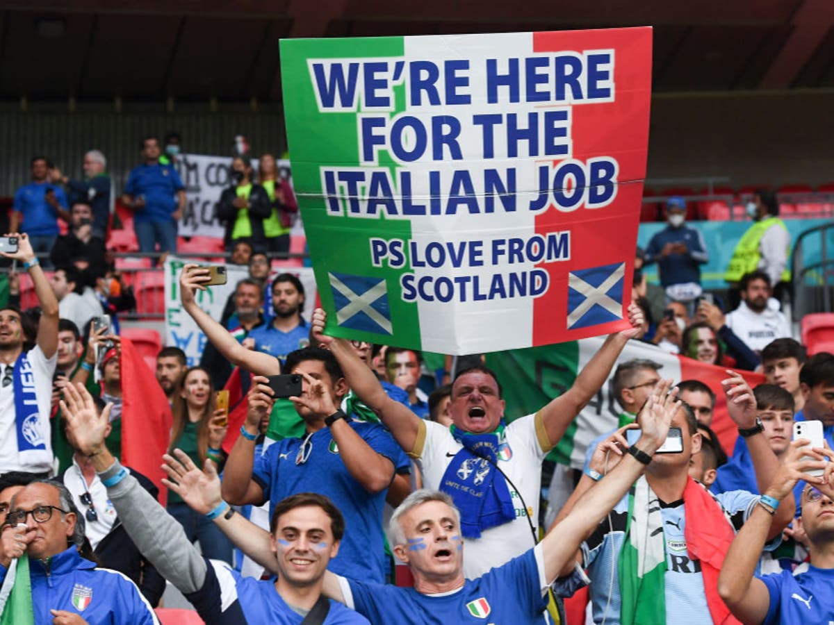 Euro 2020 final: Scottish fans rejoice in England&rsquo;s penalty shootout defeat by Italy