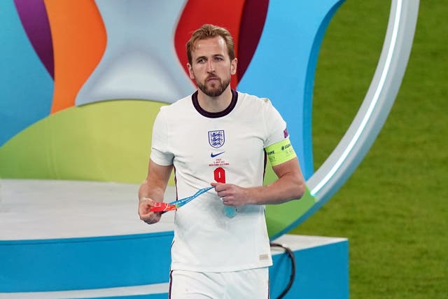 \<p\>Harry Kane\</p\>