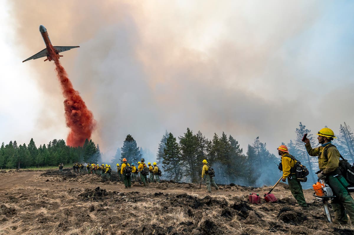 Wildfires threaten homes, land across 10 Western states