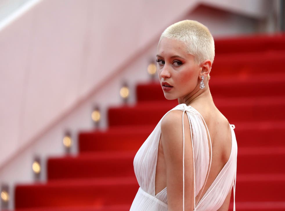 Iris Law And Jada Pinkett Smith Are Bringing The Buzz Cut Back The 