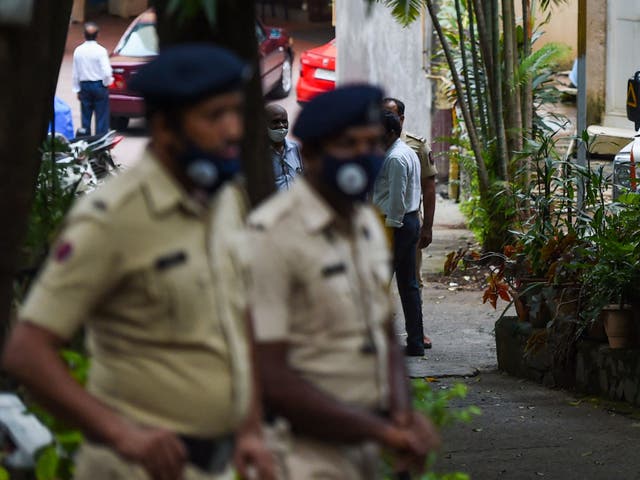 <p>File image: Police stand guard in Mumbai on 7 July 7 2021.</p>