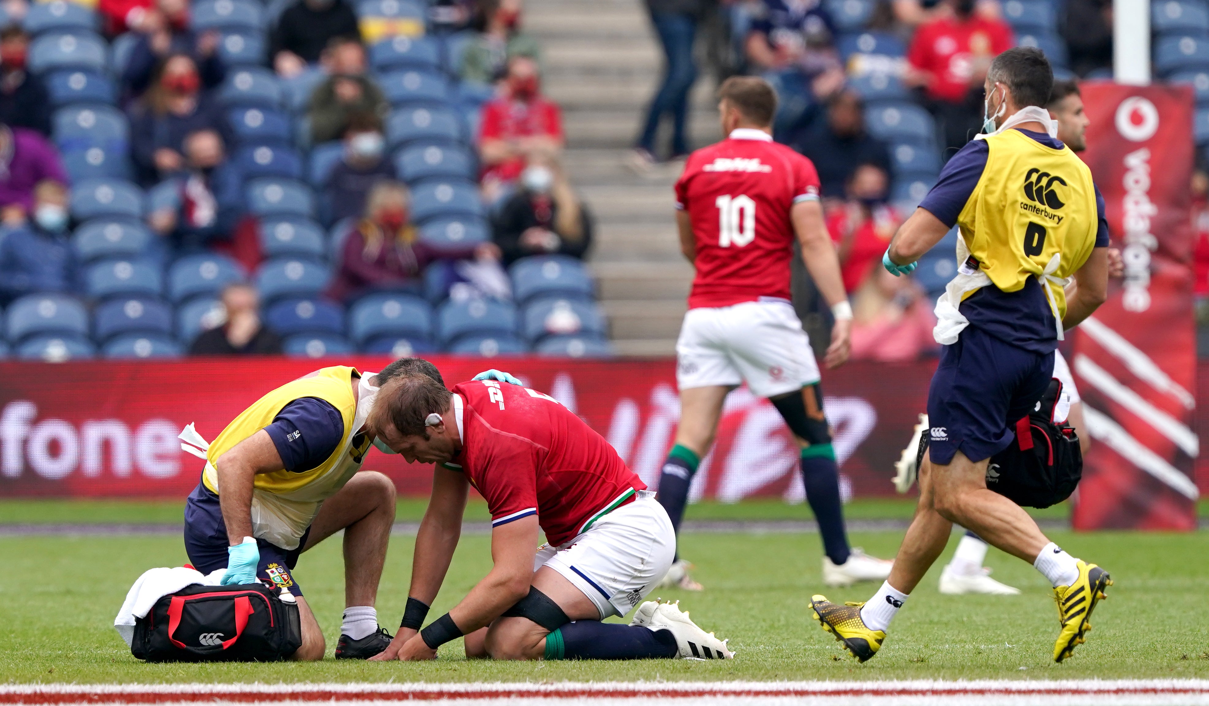 Alun Wyn Jones dislocated his shoulder against Japan