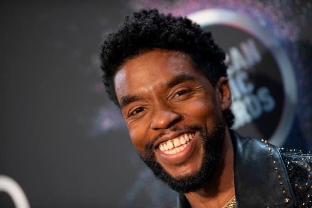 <p>US actor Chadwick Boseman poses in the press room during the 2019 American Music Awards at the Microsoft theatre on November 24, 2019 in Los Angeles.</p>