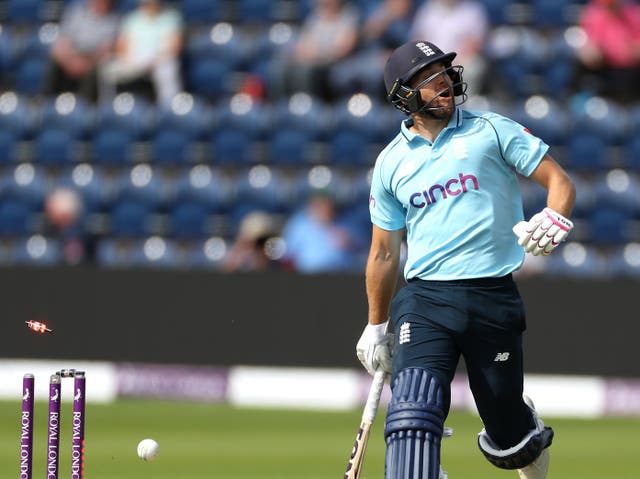 <p>Dawid Malan in action for England</p>