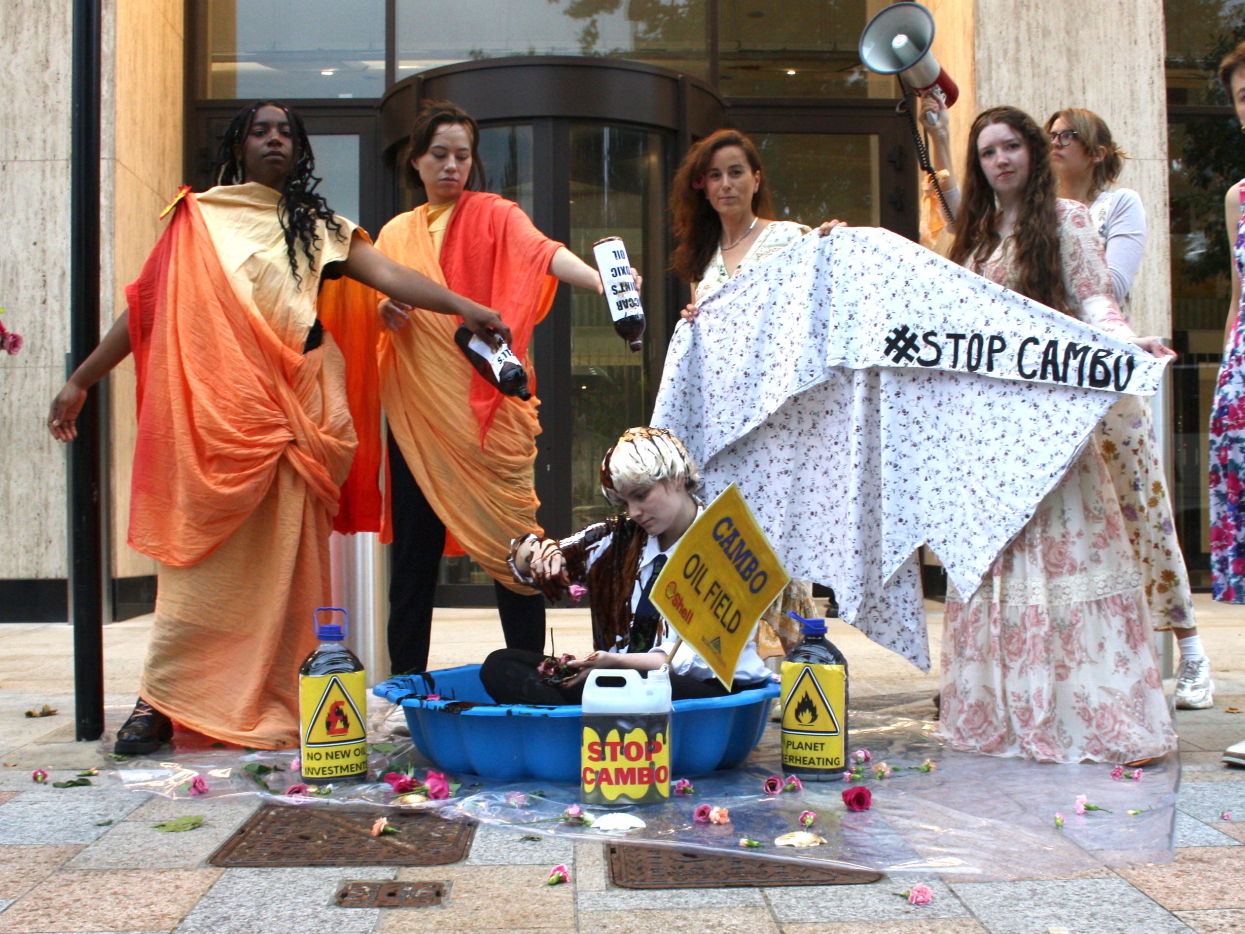 Climate activists protest against the Cambo oil field outside Shell HQ