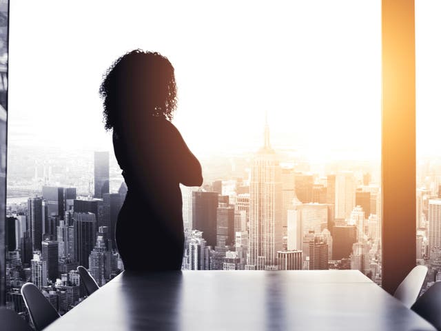 <p>The number of women getting appointed to the executive committees of FTSE 350 companies remains low, says a report</p>