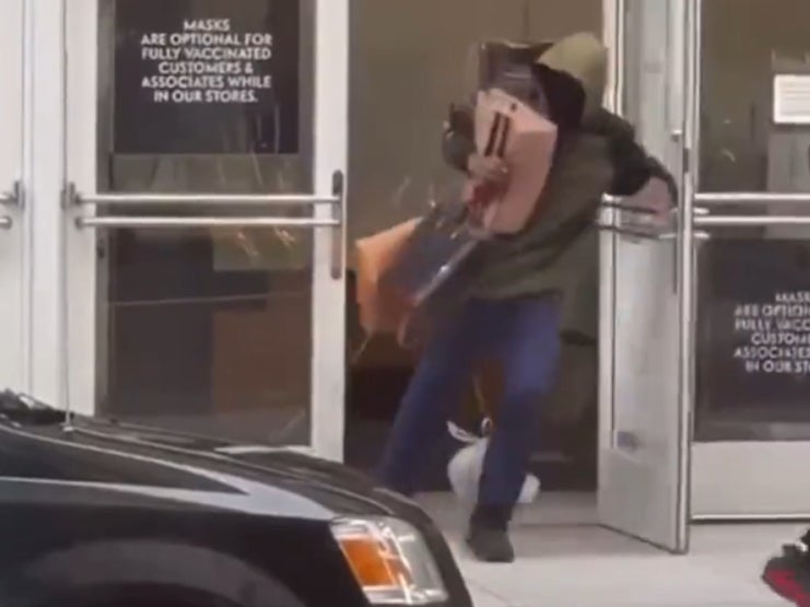 <p>A bystander shared a video on social media of a theft at high-end luxury retailer Neiman Marcus on 6 June</p>