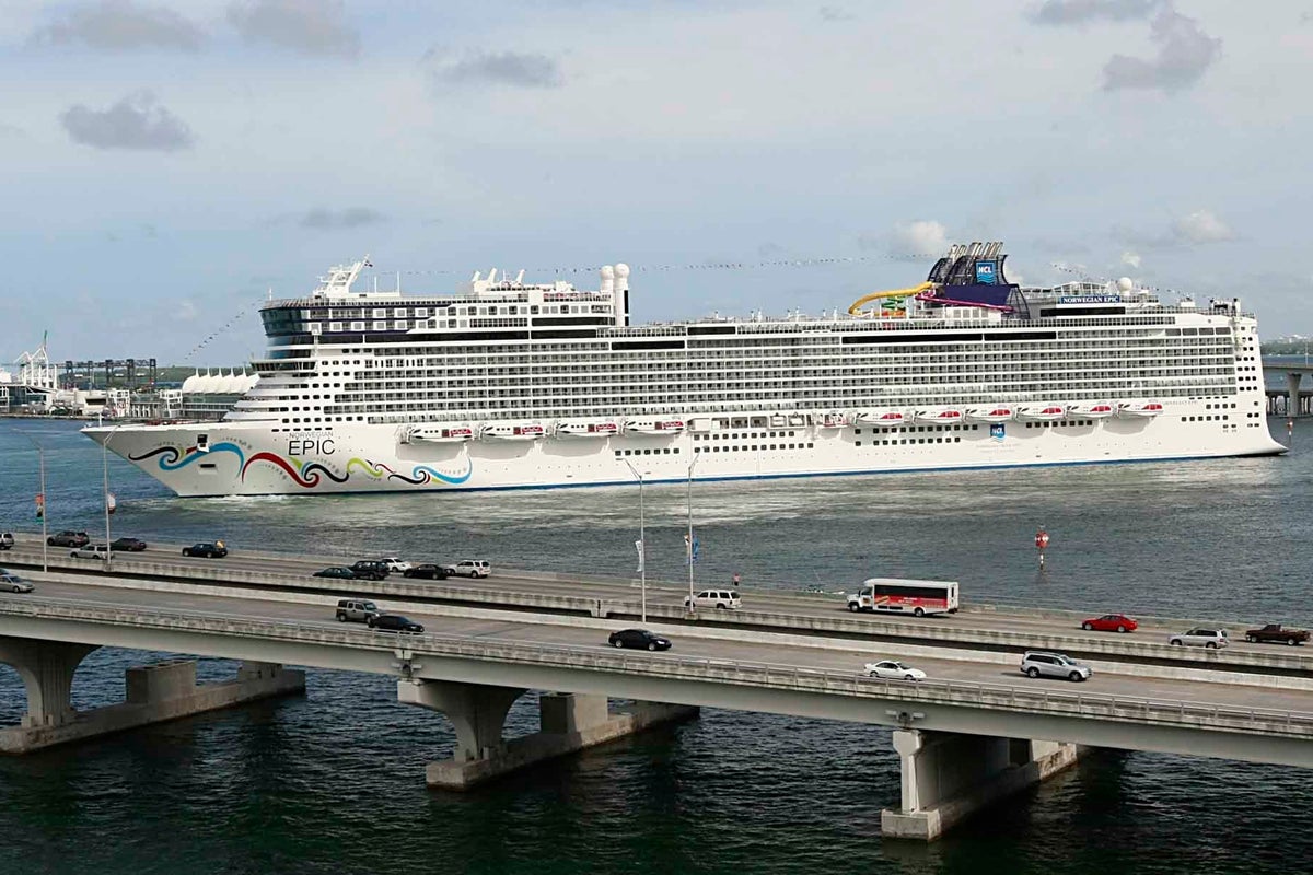 Passengers angry after Norwegian Cruise Line removed the Antarctica stop at last minute