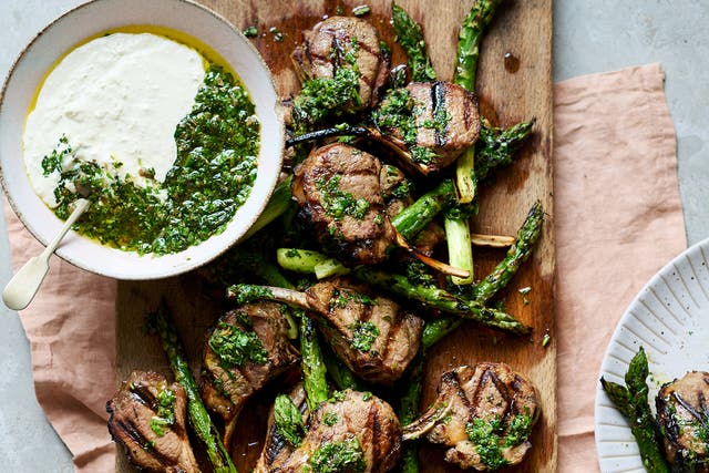 <p>Little lamb cutlets are delicious griddled or barbecued</p>