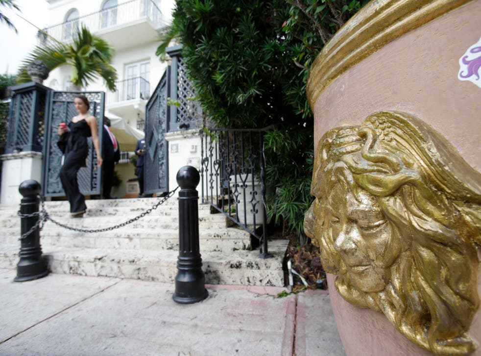 VERSACE-MANSION-MUERTES