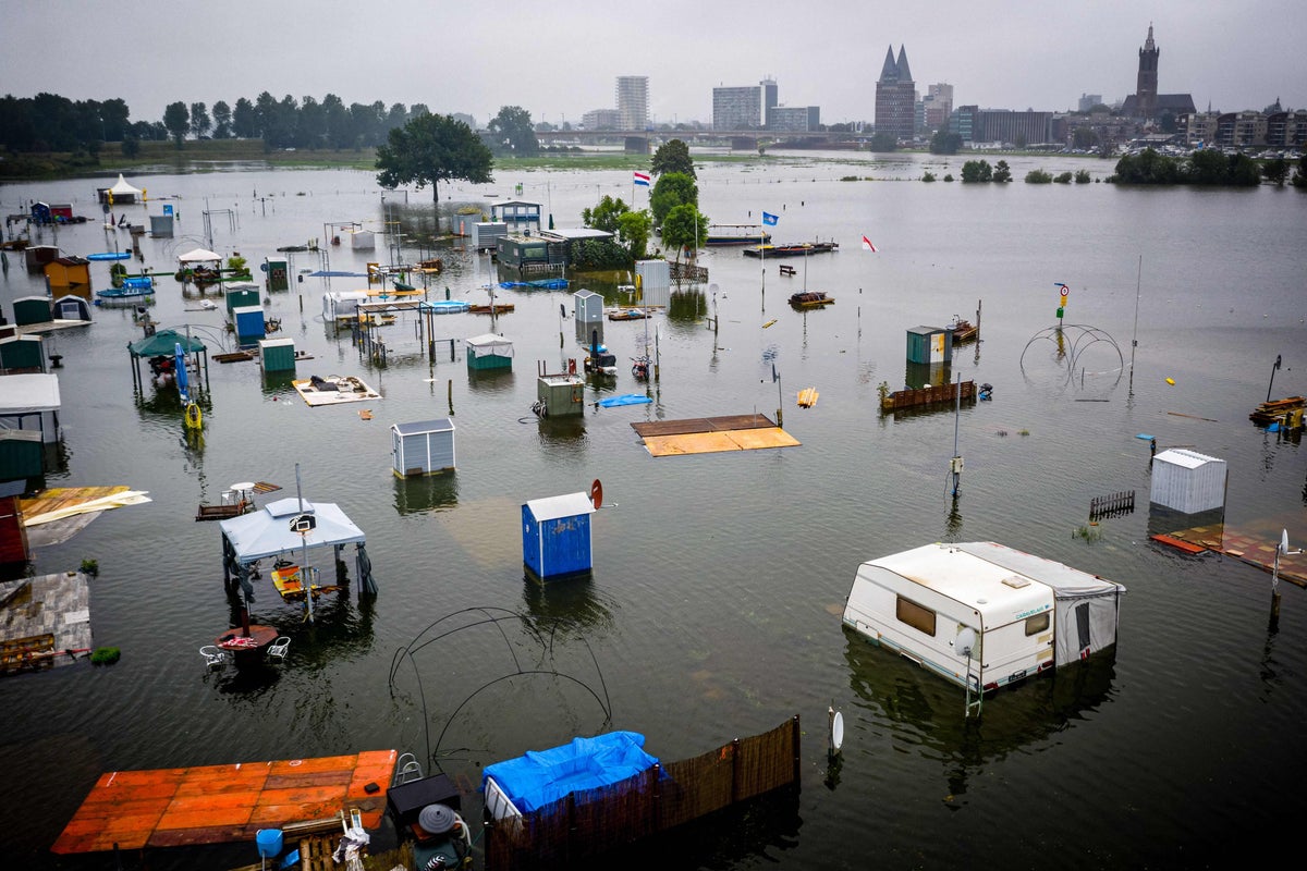 Germany Belgium flooding: More than 80 dead and 1,300 missing after heaviest rain in a century