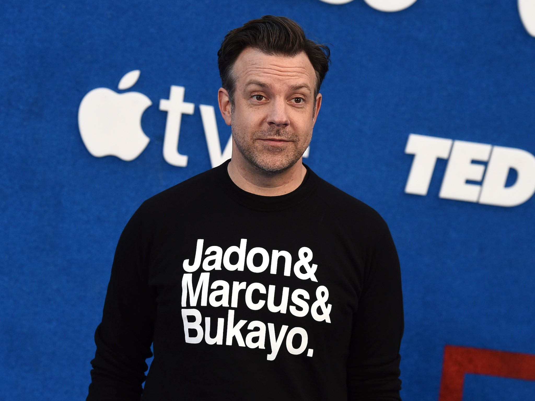 jason sudeikis football shirt